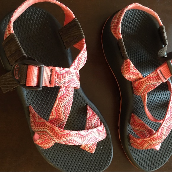 Chaco pink sandals - Picture 2 of 5